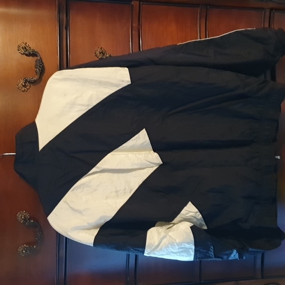 Vtg Adidas 3 Stripes Windbreaker Jacket sz Med. - Picture 4 of 4